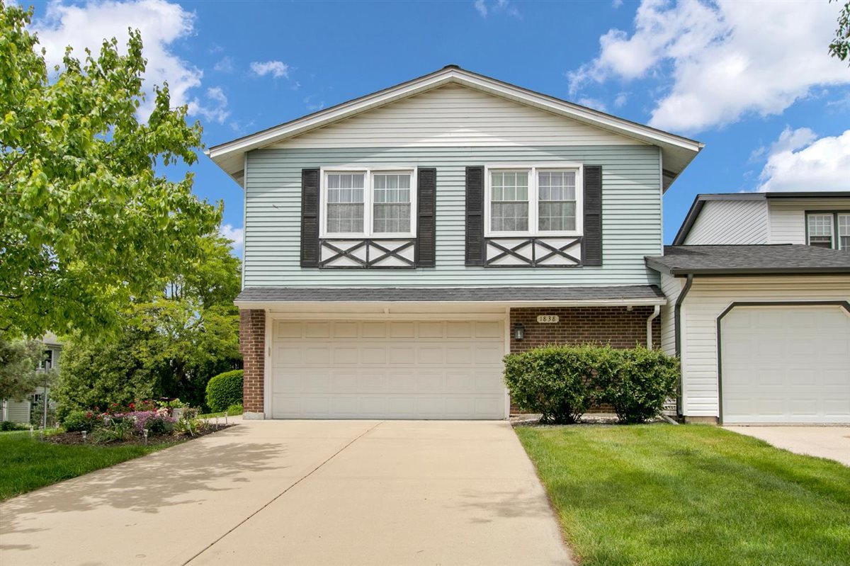 1838 Prentiss Drive Downers Grove IL 60516