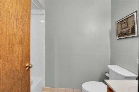 1838 Prentiss Drive Downers Grove IL 60516