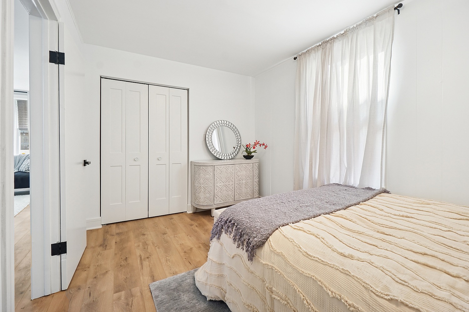 4830 West Kamerling Avenue Chicago IL 60651