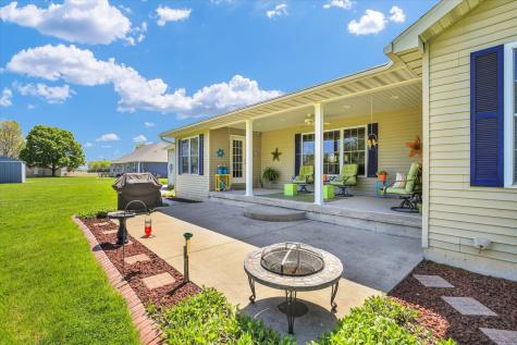 44 Hillcrest Drive Tuscola IL 61953