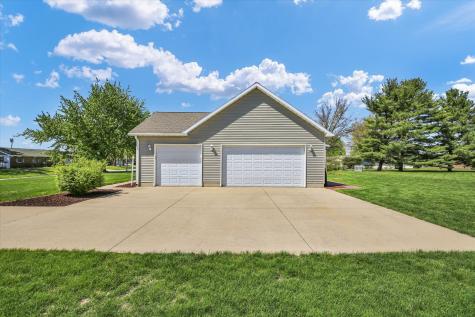 44 Hillcrest Drive Tuscola IL 61953