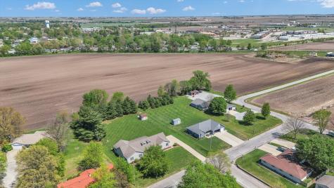 44 Hillcrest Drive Tuscola IL 61953