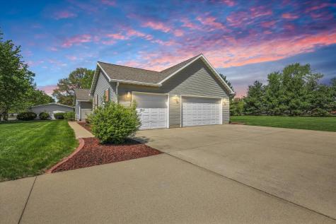 44 Hillcrest Drive Tuscola IL 61953