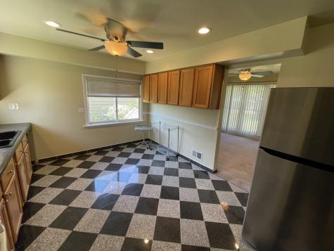 11 Shagbark Road Lake Bluff IL 60044