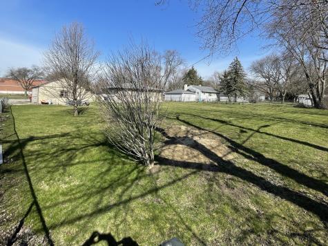 11 Shagbark Road Lake Bluff IL 60044