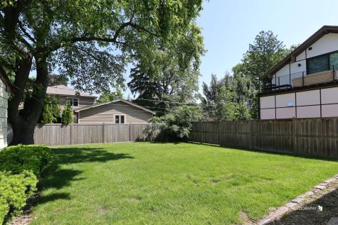 1120 Elmwood Avenue Deerfield IL 60015