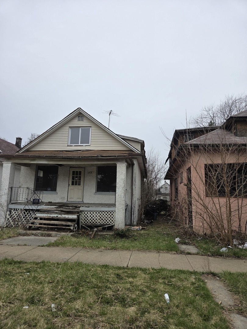 10514 South Perry Avenue Chicago IL 60628