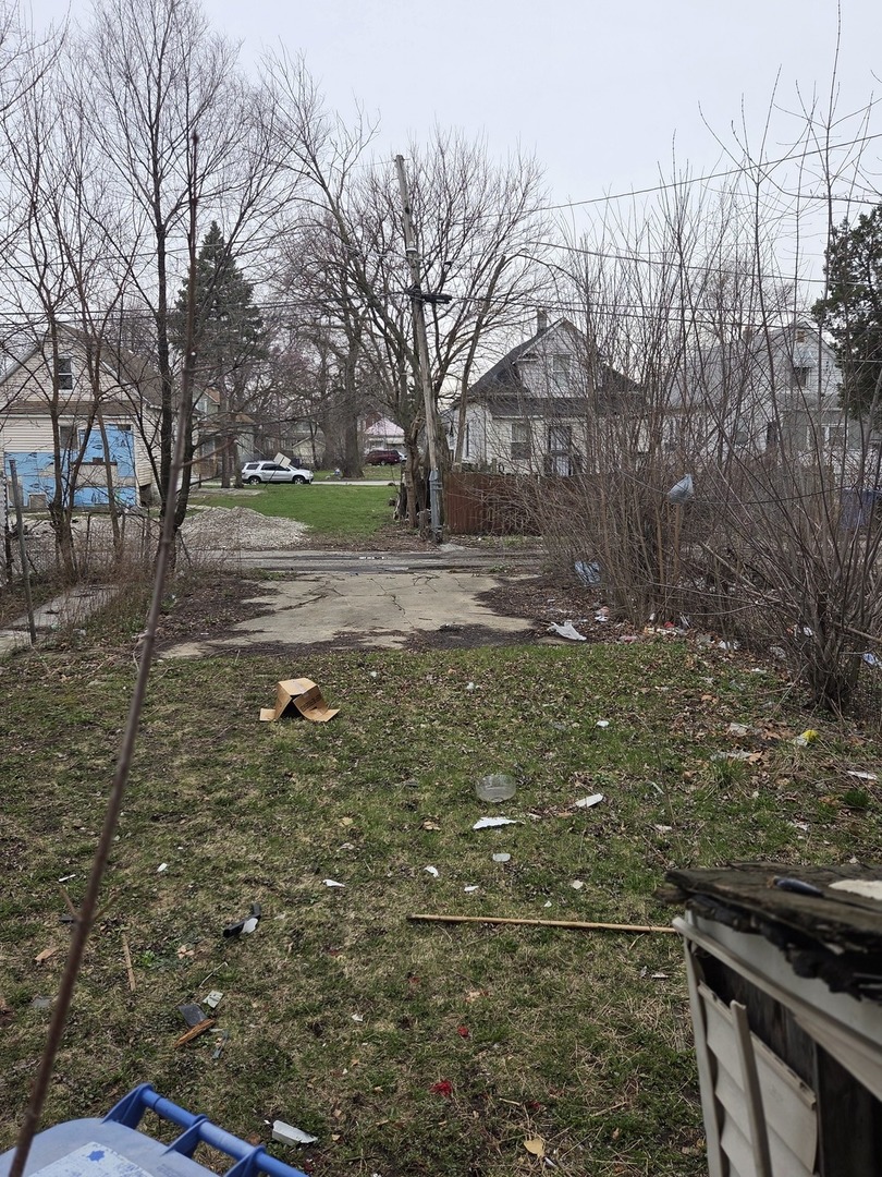 10514 South Perry Avenue Chicago IL 60628
