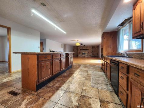 10107 Sugar Creek Road Benton IL 62812