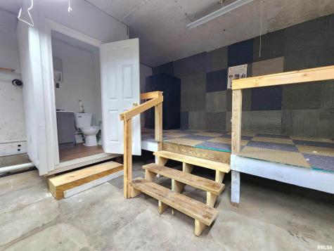 10107 Sugar Creek Road Benton IL 62812