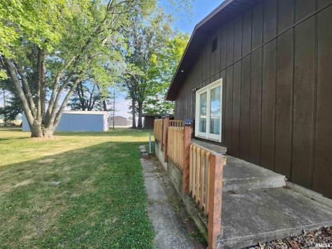 10107 Sugar Creek Road Benton IL 62812