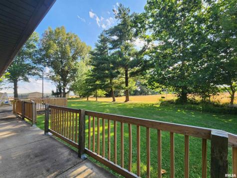 10107 Sugar Creek Road Benton IL 62812