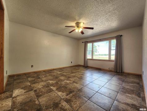 10107 Sugar Creek Road Benton IL 62812