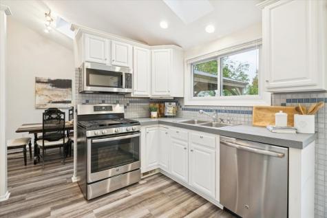 1332 Giese Road Batavia IL 60510