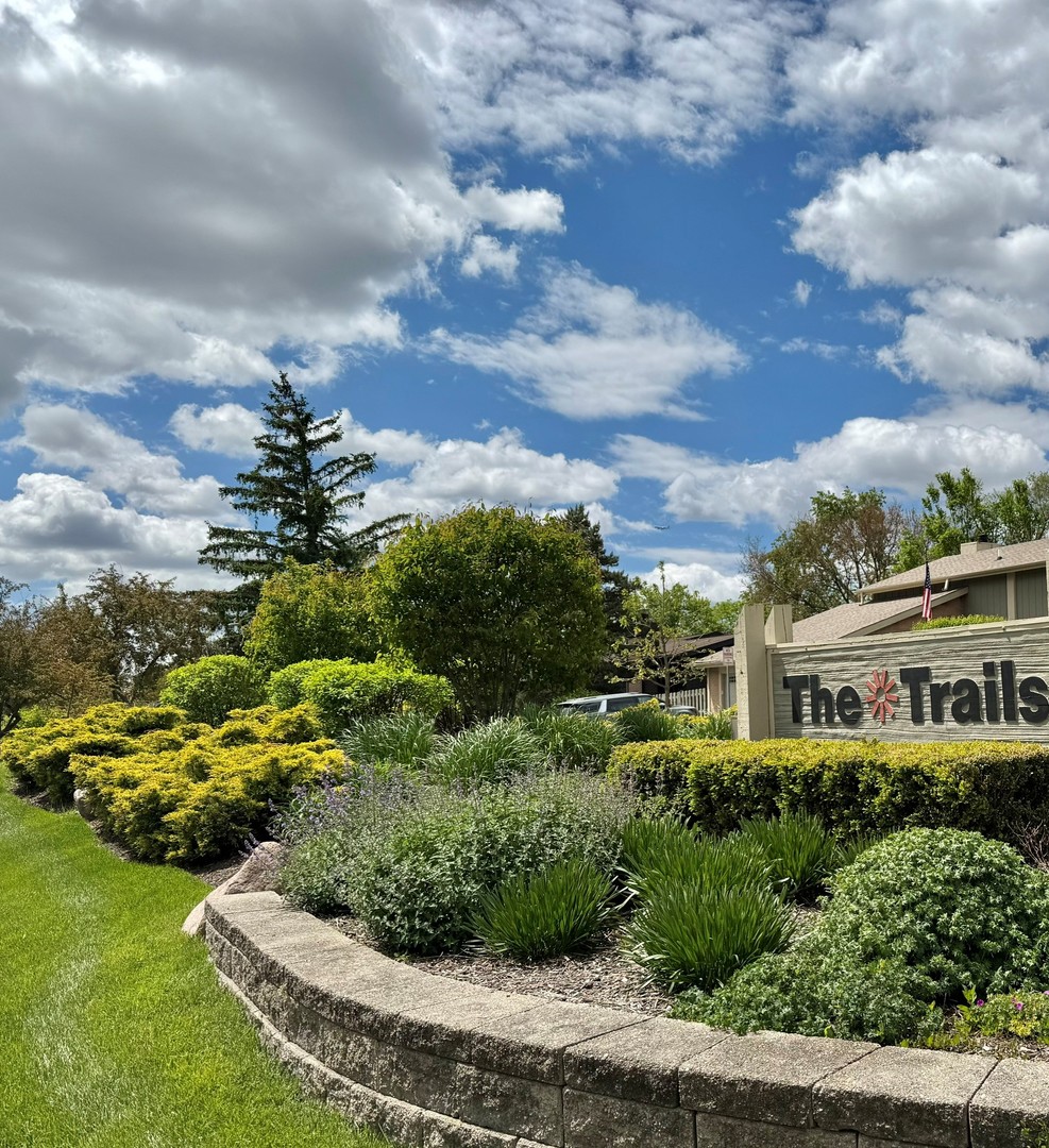 626 Bryce Trail Roselle IL 60172