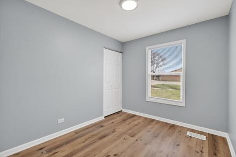 311 Sauk Trail Park Forest IL 60466