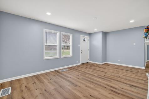 311 Sauk Trail Park Forest IL 60466