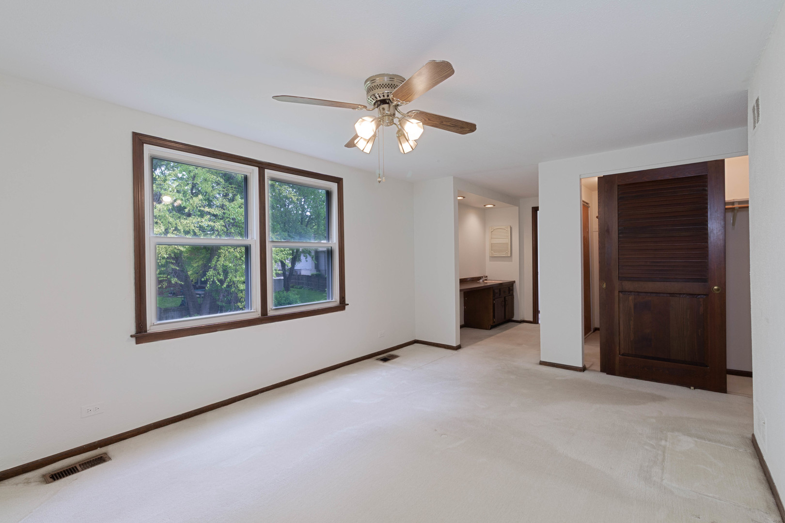 610 Pawnee Lane Naperville IL 60563