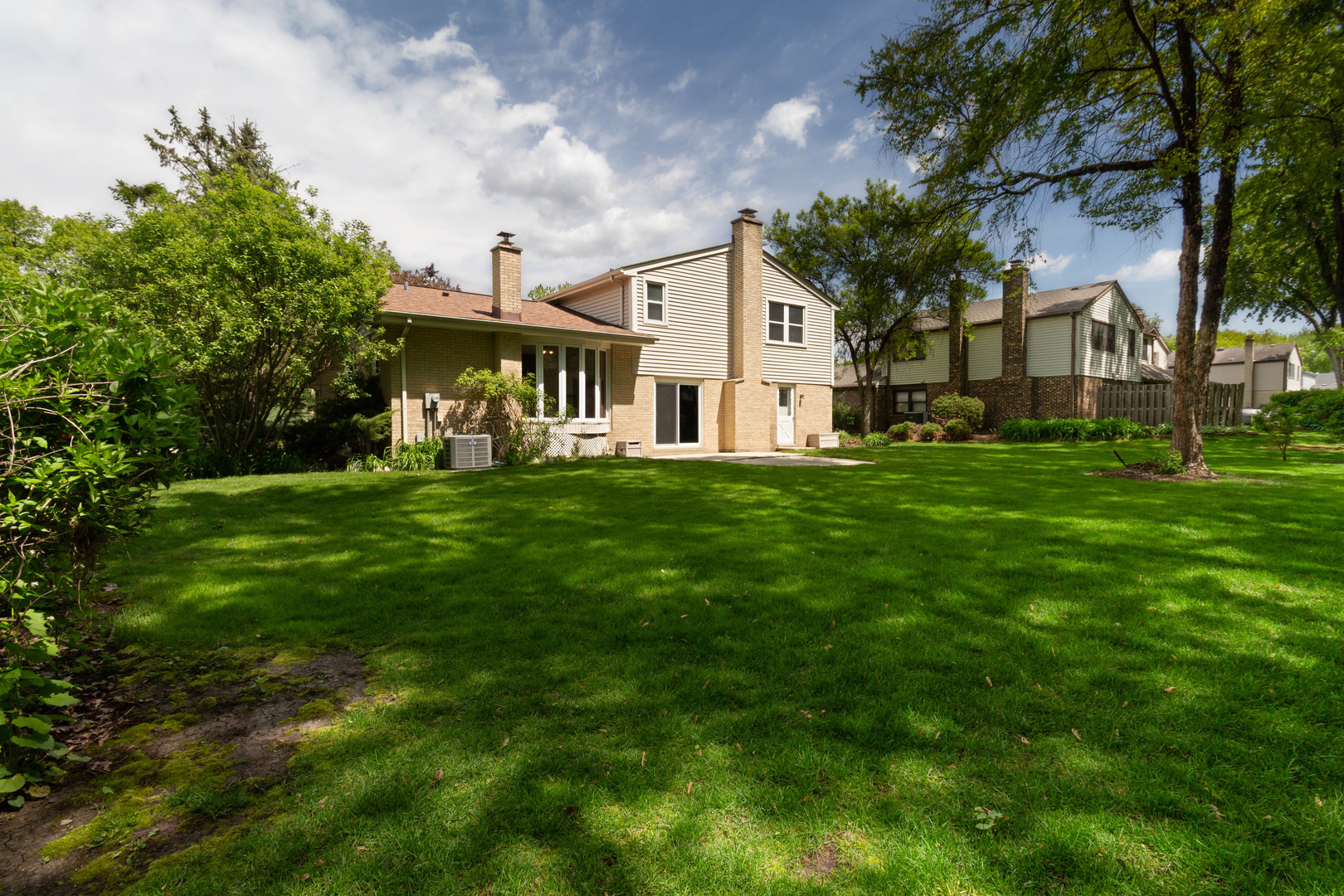 610 Pawnee Lane Naperville IL 60563