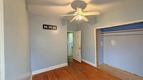 14808 Turlington Avenue Harvey IL 60426