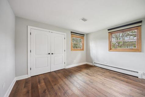 236 Monument Avenue Barrington IL 60010