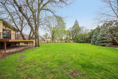 236 Monument Avenue Barrington IL 60010