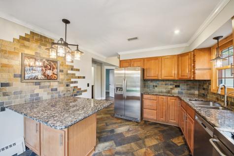 236 Monument Avenue Barrington IL 60010