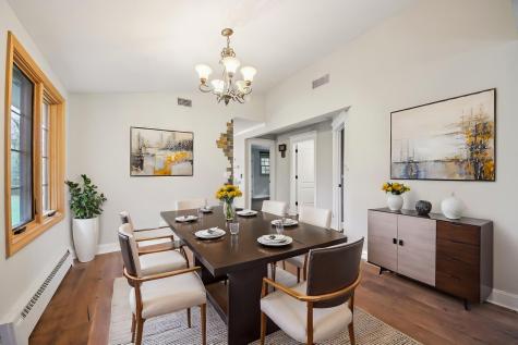 236 Monument Avenue Barrington IL 60010