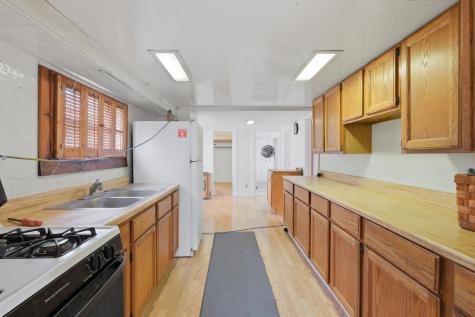 18301 Le Claire Avenue Country Club Hills IL 60478