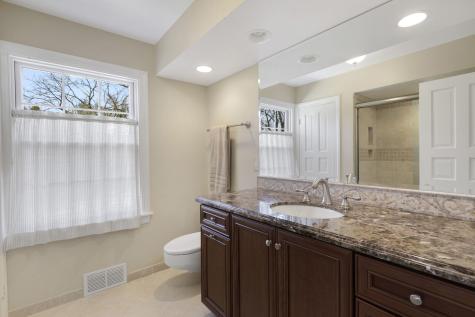 1115 Golfview Lane Glenview IL 60025
