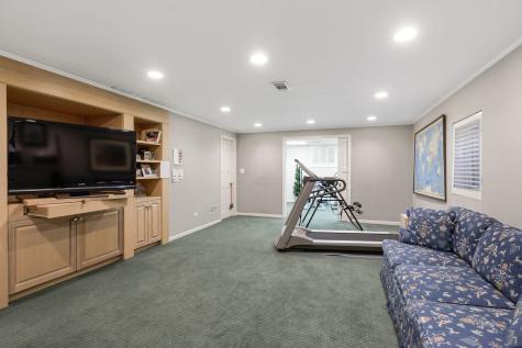 1115 Golfview Lane Glenview IL 60025