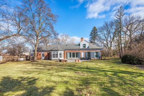 1115 Golfview Lane Glenview IL 60025