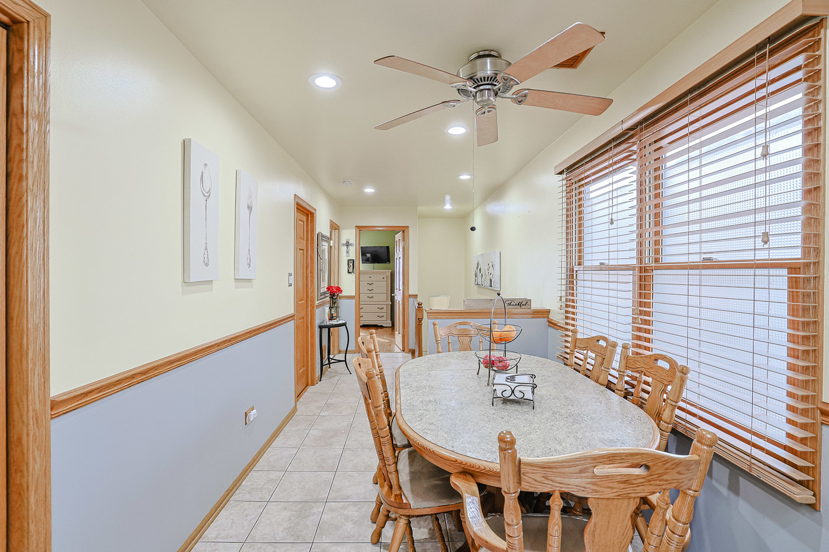 5326 South Nagle Avenue Chicago IL 60638