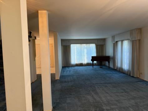6247 North Kilpatrick Avenue Chicago IL 60646