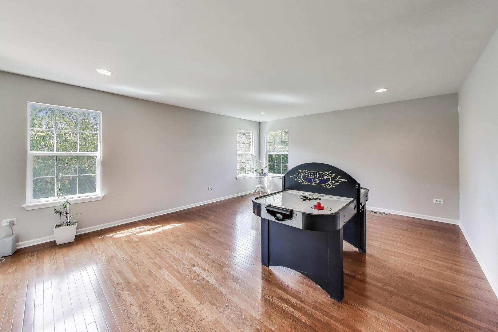 1361 Brentwood Trail Bolingbrook IL 60490