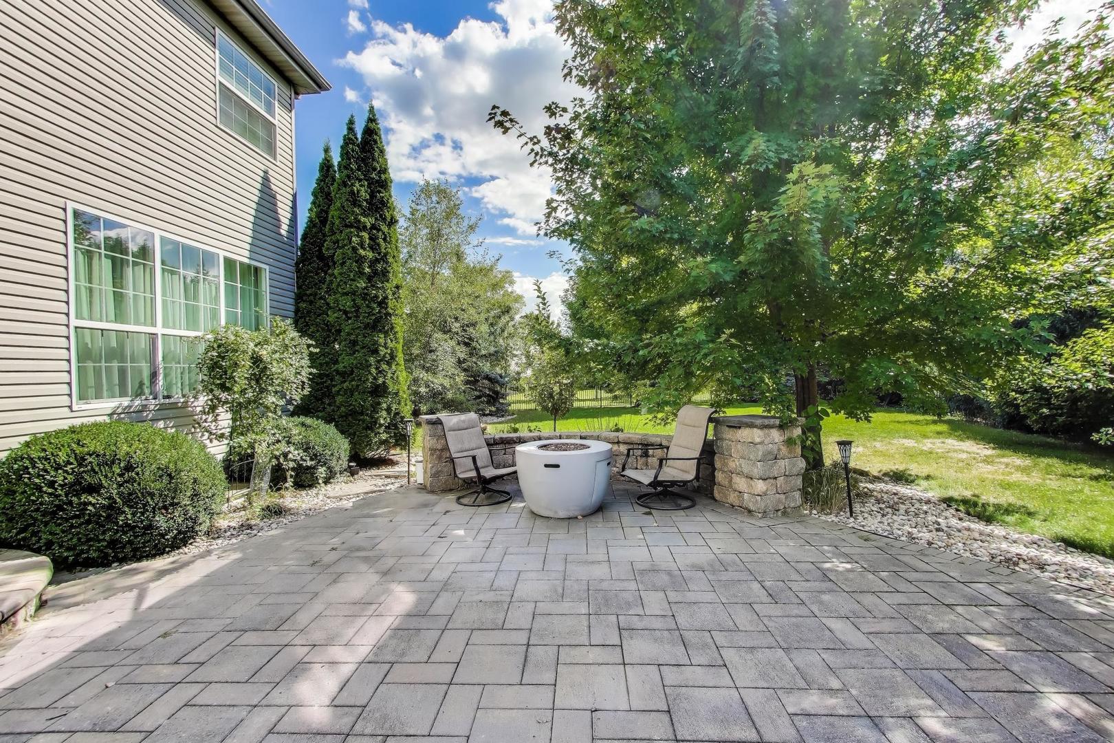 1361 Brentwood Trail Bolingbrook IL 60490