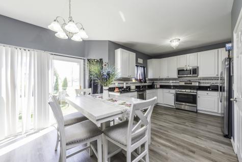 1995 West Meadowview Drive Round Lake IL 60073