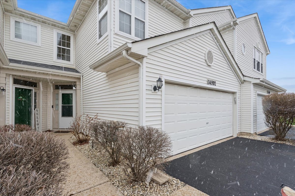 14902 West Victoria Crossing Lockport IL 60441