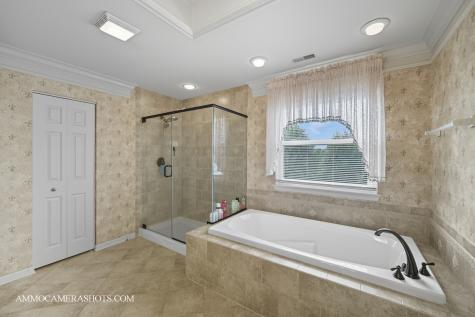 1142 Deerpath Road Aurora IL 60506