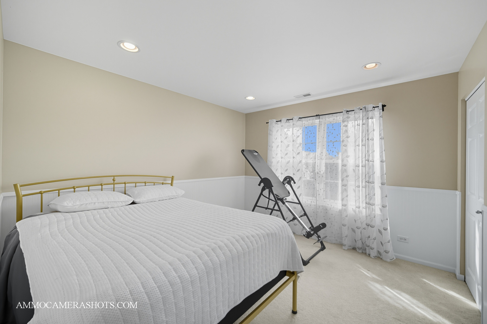 1142 Deerpath Road Aurora IL 60506