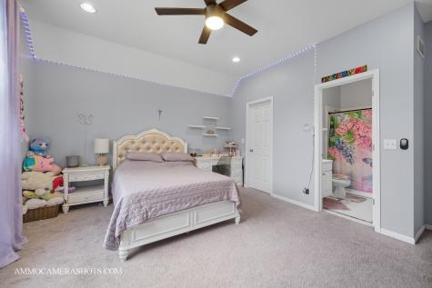 1142 Deerpath Road Aurora IL 60506