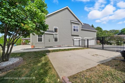 1142 Deerpath Road Aurora IL 60506