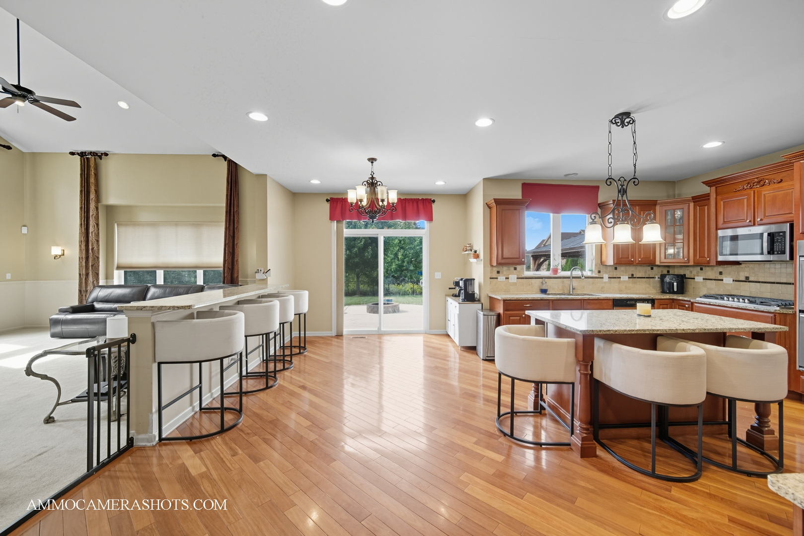 1142 Deerpath Road Aurora IL 60506