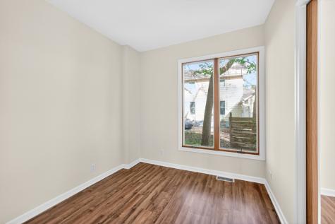 224 East Garden Street Dekalb IL 60115