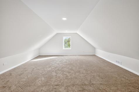224 East Garden Street Dekalb IL 60115