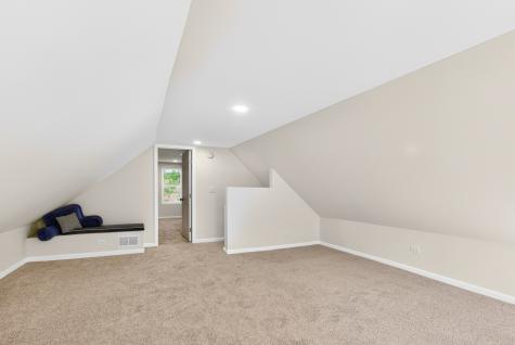 224 East Garden Street Dekalb IL 60115