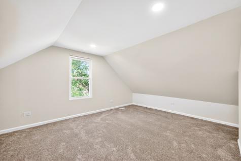 224 East Garden Street Dekalb IL 60115
