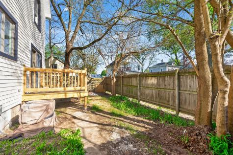 224 East Garden Street Dekalb IL 60115