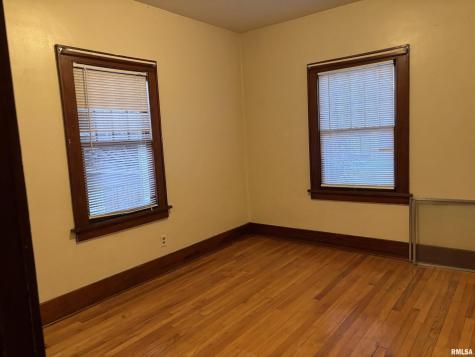 3316 Avenue Of The Cities Avenue Moline IL 61265