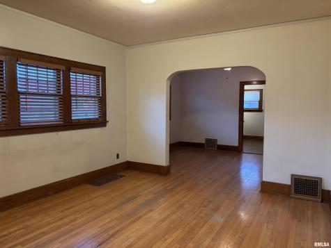 3316 Avenue Of The Cities Avenue Moline IL 61265